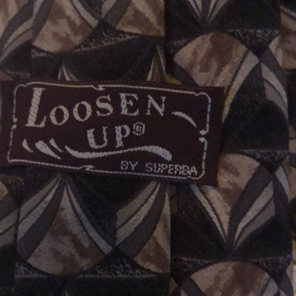 Loosen Up patterned tie - Picture 3 of 4